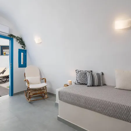 Santorita Suites