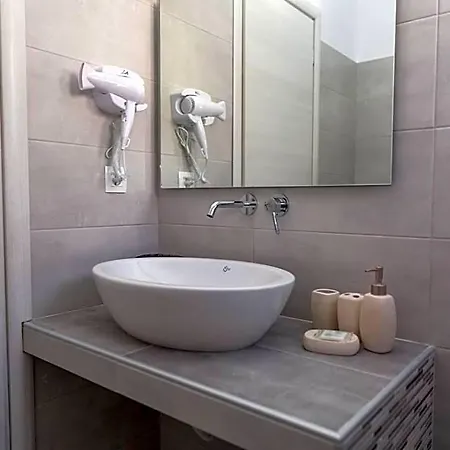 Santorita Suites 3*