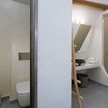 Santorita Suites 3*