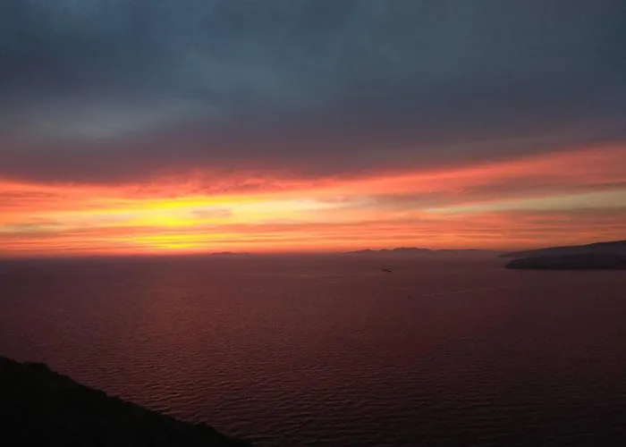 فندق Santorita Suites