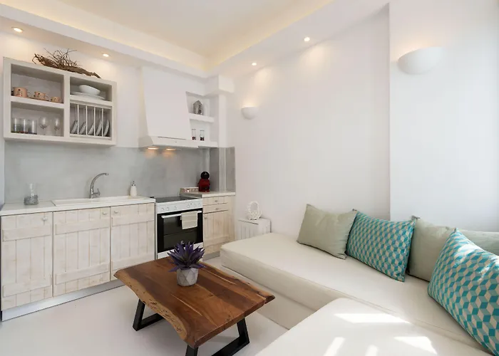 فندق Santorita Suites 3*