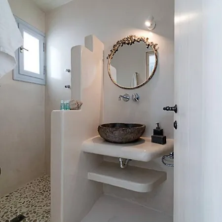 Santorita Suites Hotel *