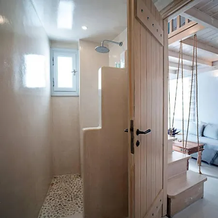 Hotel Santorita Suites